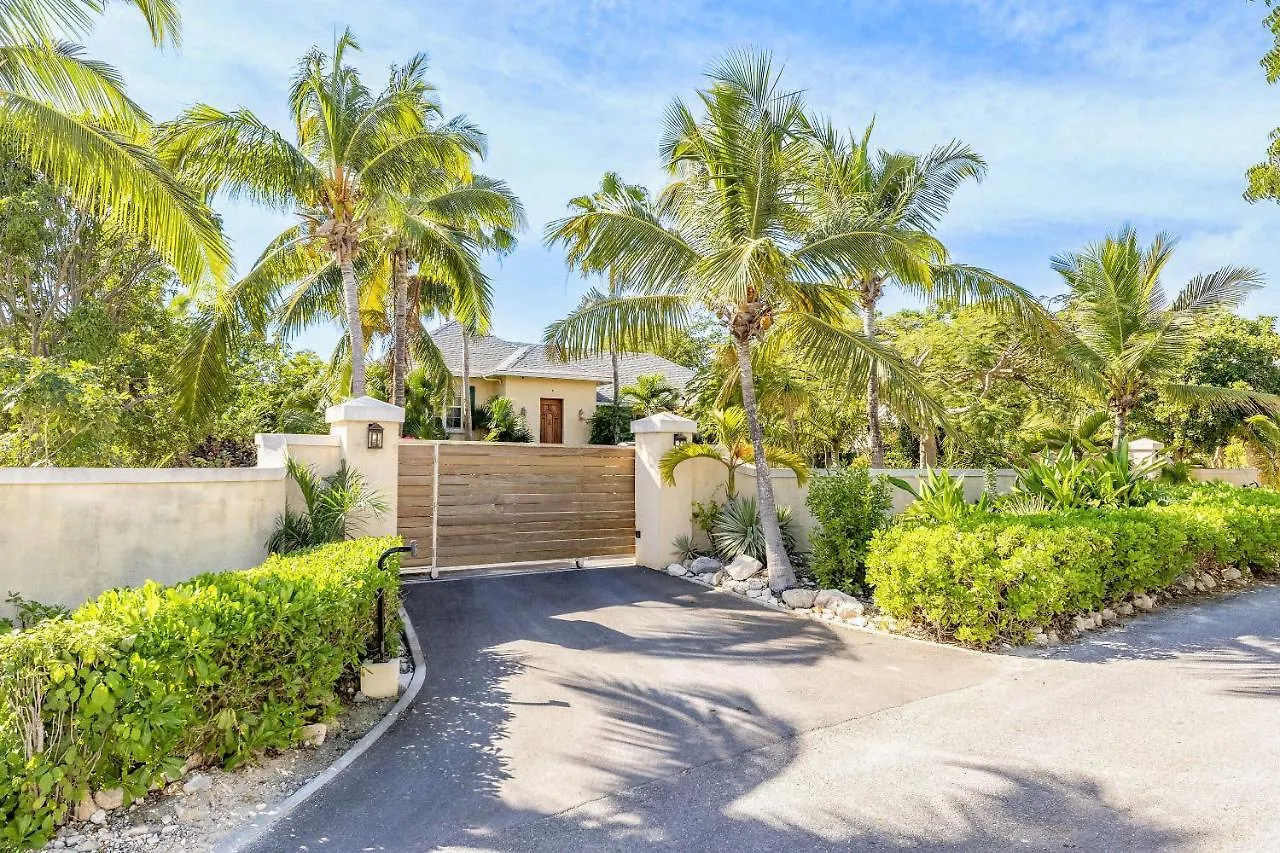 Dreamy Cottage In Grace Bay With Bbq And Bikes Included
