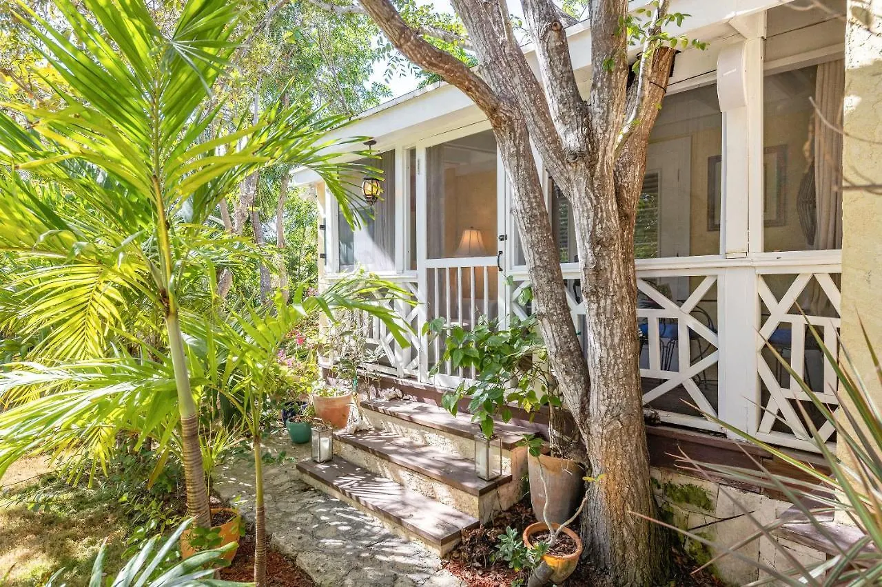 Dreamy Cottage In Grace Bay With Bbq And Bikes Included
