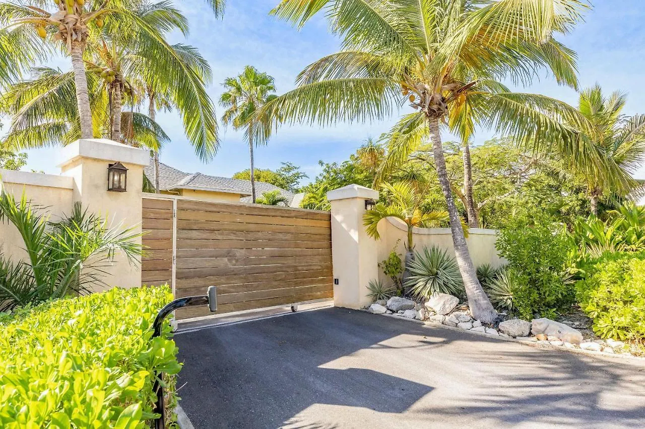 Dreamy Cottage In Grace Bay With Bbq And Bikes Included