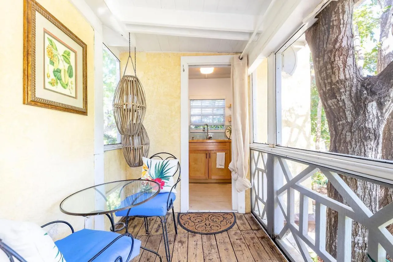 Dreamy Cottage In Grace Bay With Bbq And Bikes Included 0*,